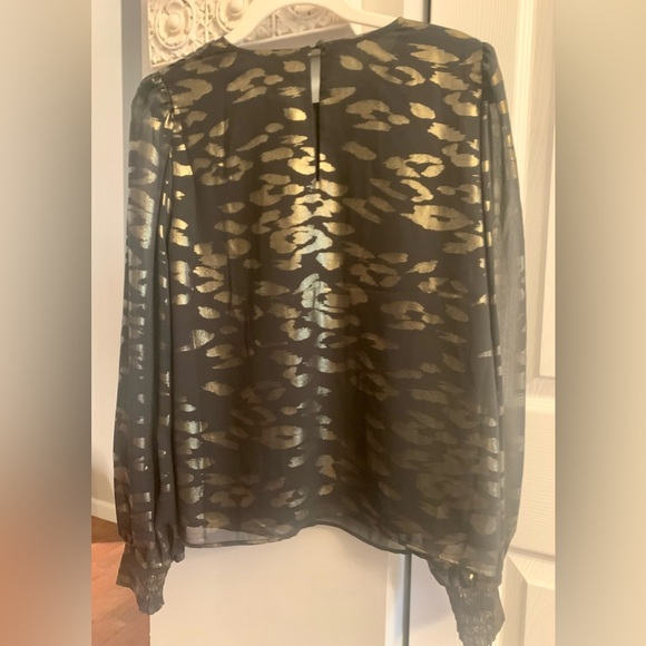 Evereve Black and Gold Metallic Patterned Blouse With Sheer Long Sleeves - Picture 3 of 3
